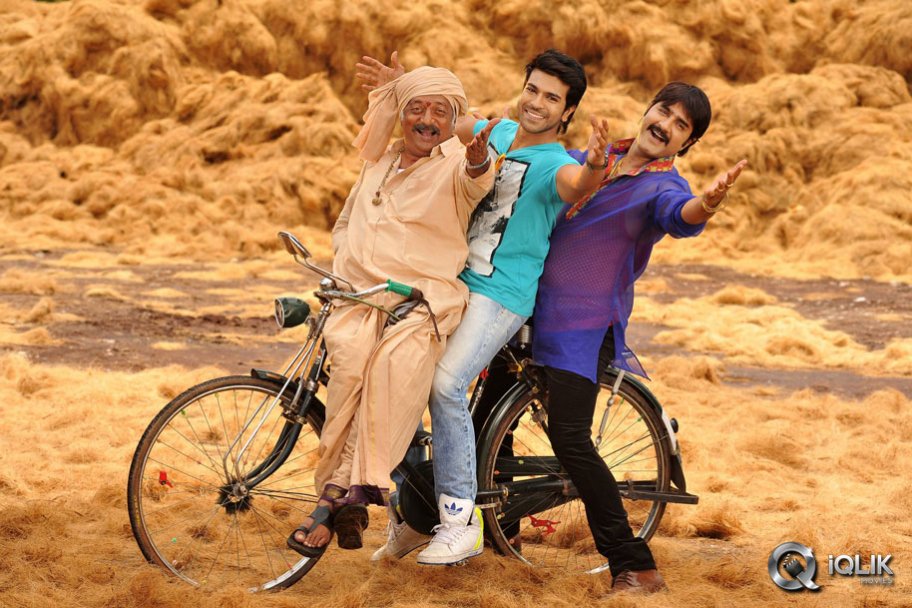 Govindhudu Andari Vaadele